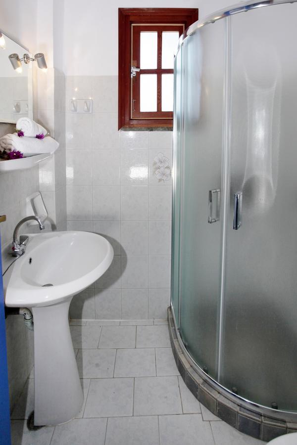 Deidamia Hotel Skyros Bilik gambar